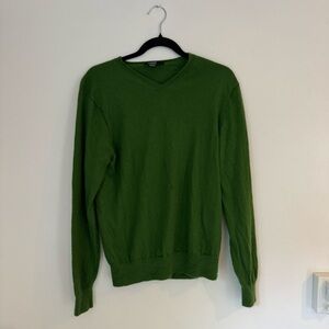 Women’s Green V-Neck Sweater 100% cashmere size Large J. crew